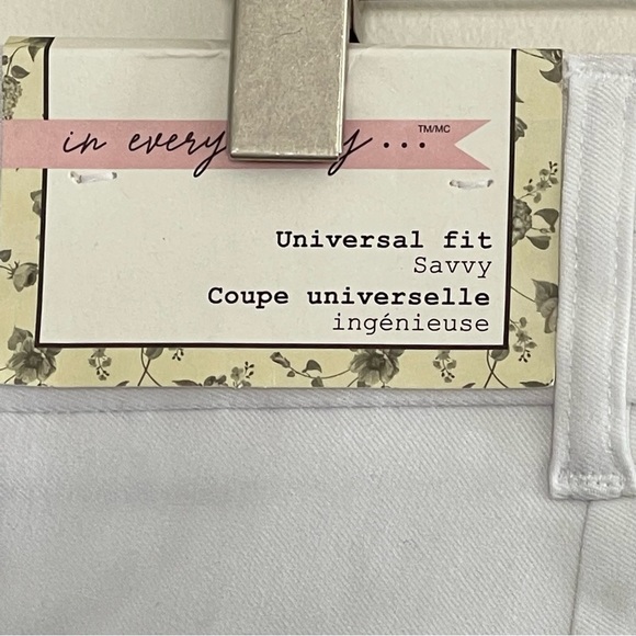 LAST CHANCE - White Savvy Soft Capri - Picture 9 of 10